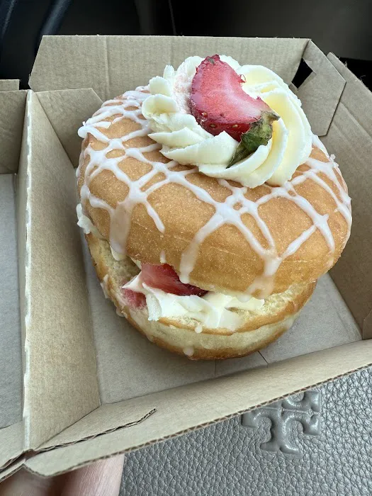 Lovebirds Donuts Portsmouth Picture 5
