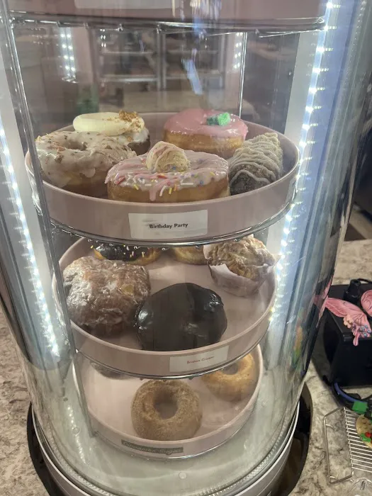 Lovebirds Donuts Portsmouth Picture 4