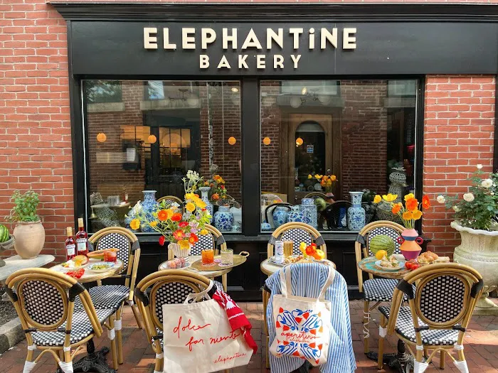 Elephantine Bakery Picture 10