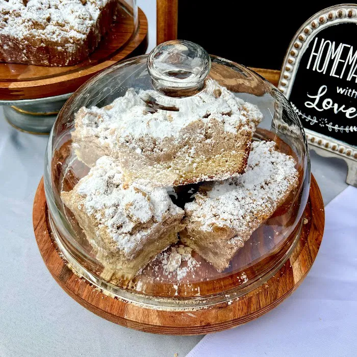 The Colossal Crumb Cake Co. Picture 9