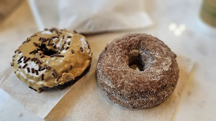 Lovebirds Donuts Picture 1