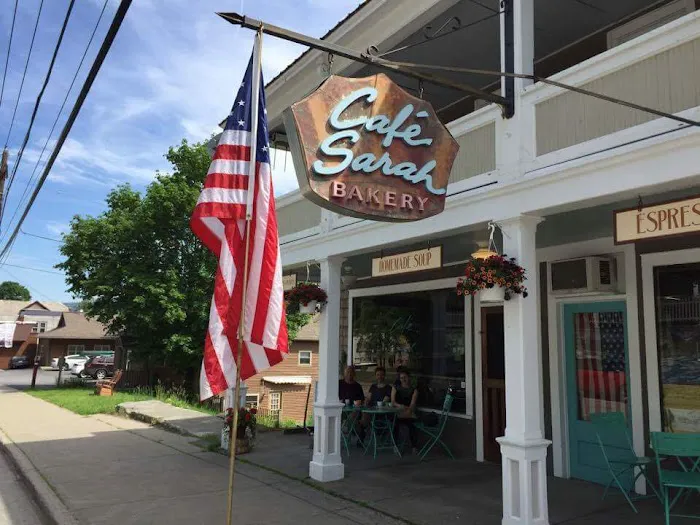 Cafe Sarah Picture 4