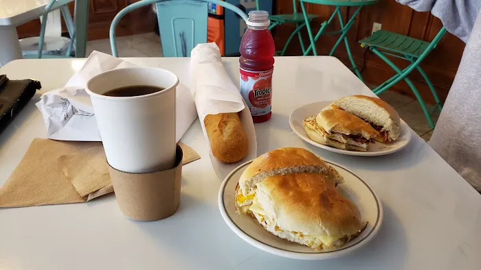 Cafe Sarah Picture 1