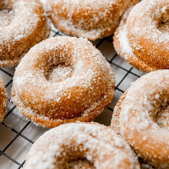 Lowe's Donuts Picture 9