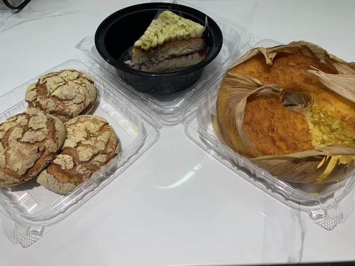 98 Cafe Bakery & Diner Picture 9