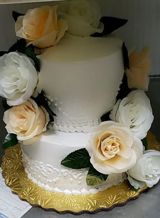 Diaz's Bakery Picture 2