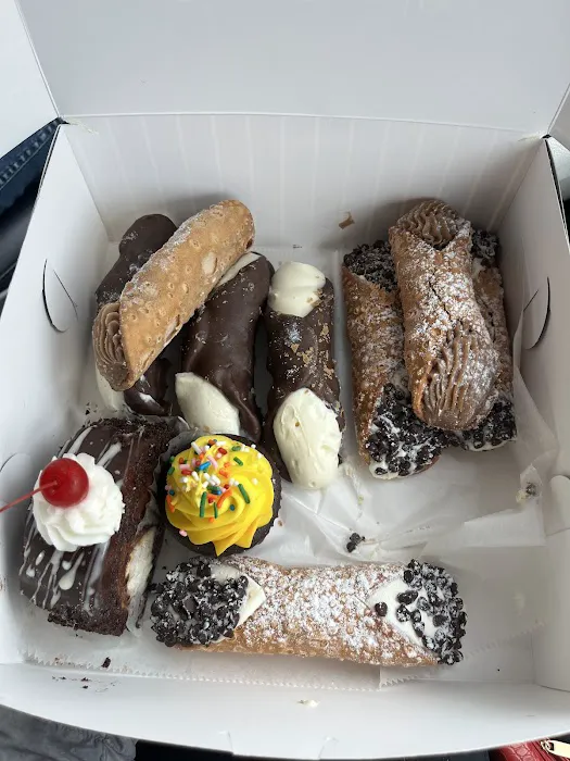 Luberto's Pastry Shop Picture 9