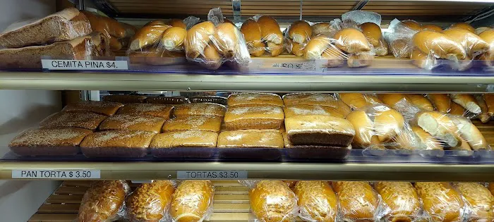 Lupita bakery Picture 4