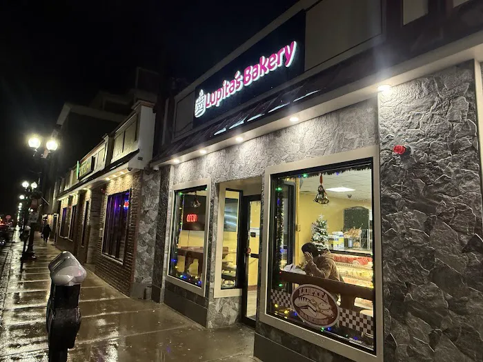 Lupita bakery Picture 9