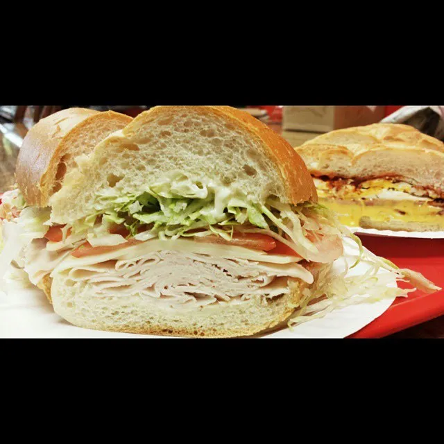 Bagel Shack & Food Mart Picture 6