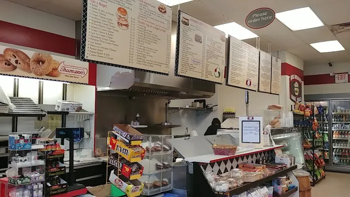 Bagel Shack & Food Mart Picture 3