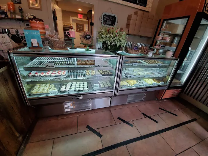 Sunnie's Bake Shoppe Picture 9