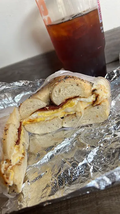Johnny's Bagels & Deli Picture 7