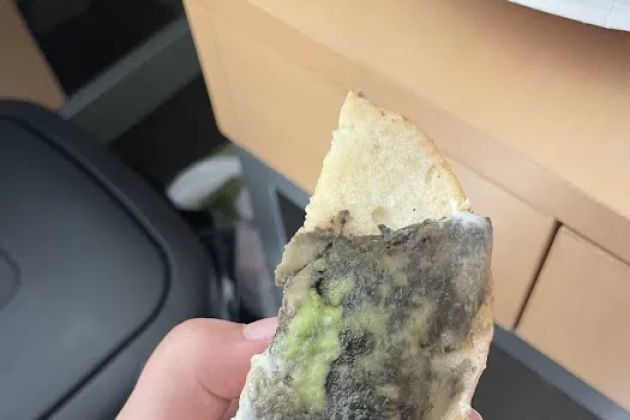 Johnny's Bagels & Deli