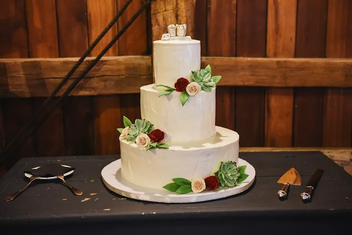 Piece 'a Cake Picture 6