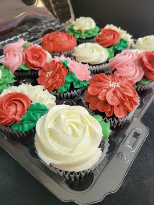 Louie's Bakery Picture 3