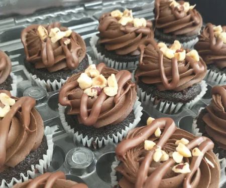 Louie's Bakery