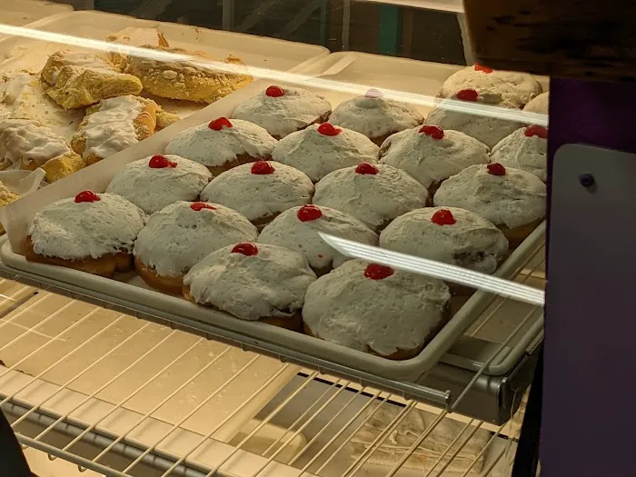 Dutch-Maid Bakery Picture 2