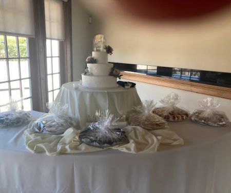 Dice's Creative Cakes