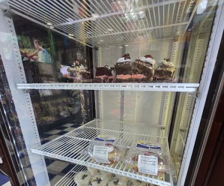 El Encanto Bakery