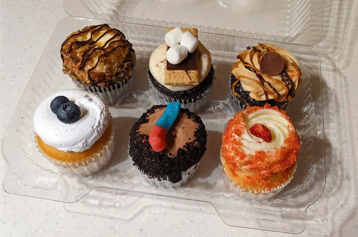 Baddie Cakes (formerly known as Baked by Brina) Picture 6