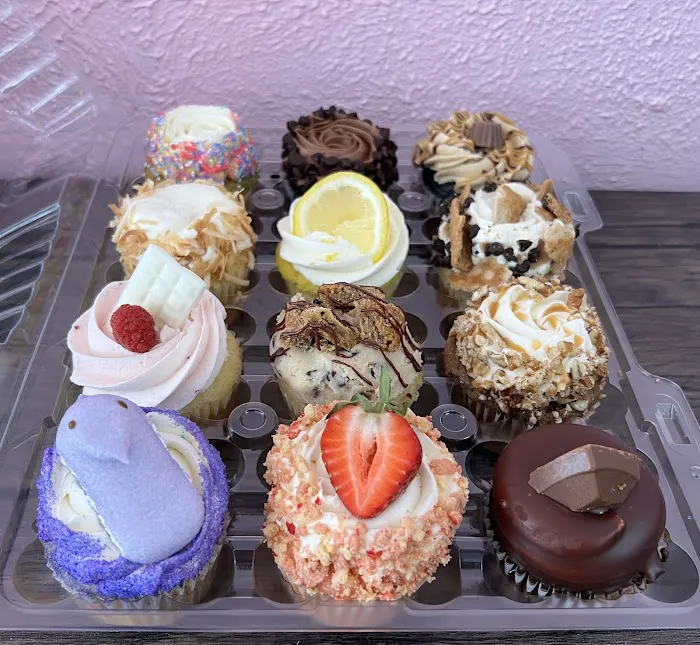 Baddie Cakes (formerly known as Baked by Brina) Picture 2