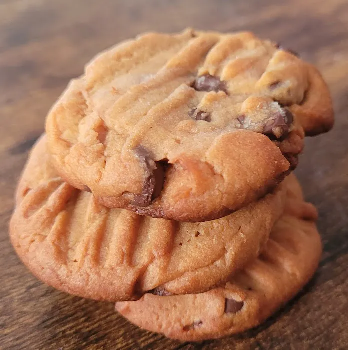 Charlies' Confection Connection Picture 5