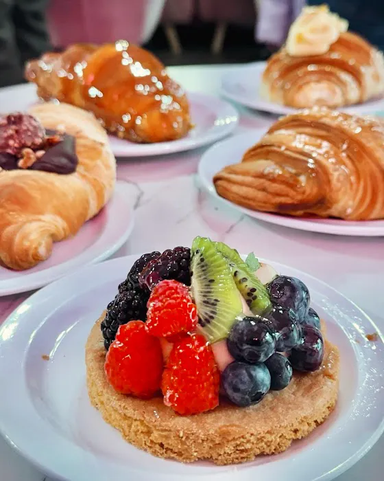 Paris Bakery & Café Picture 8