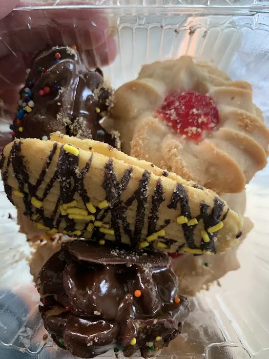 Scuteri's Cannoli Connection Picture 4