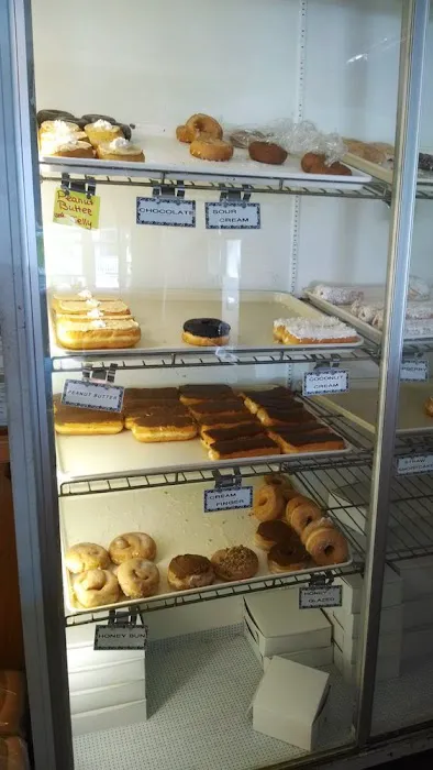 Shorts Tastee Pastries Picture 2