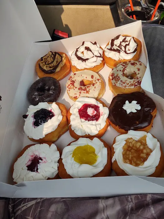 Shorts Tastee Pastries Picture 9