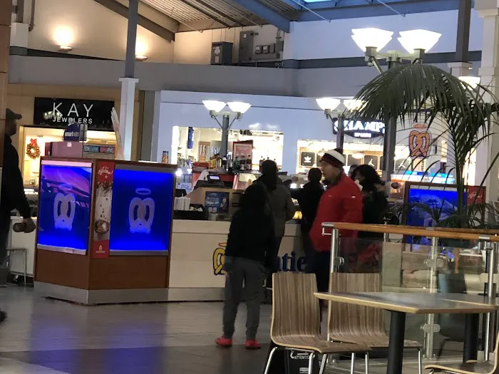 Auntie Anne's Picture 5