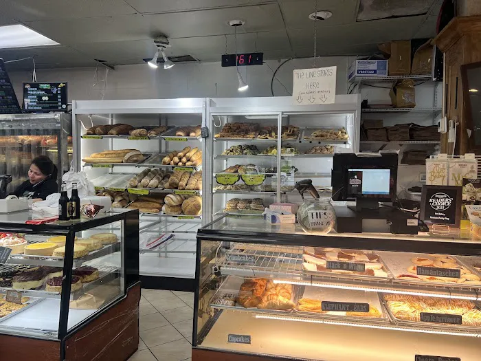 Randazzo Pastry Shop & Bakery Picture 9