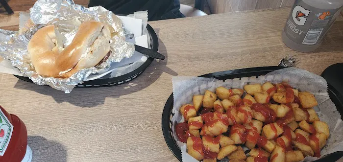BAGEL & CREAM Picture 2