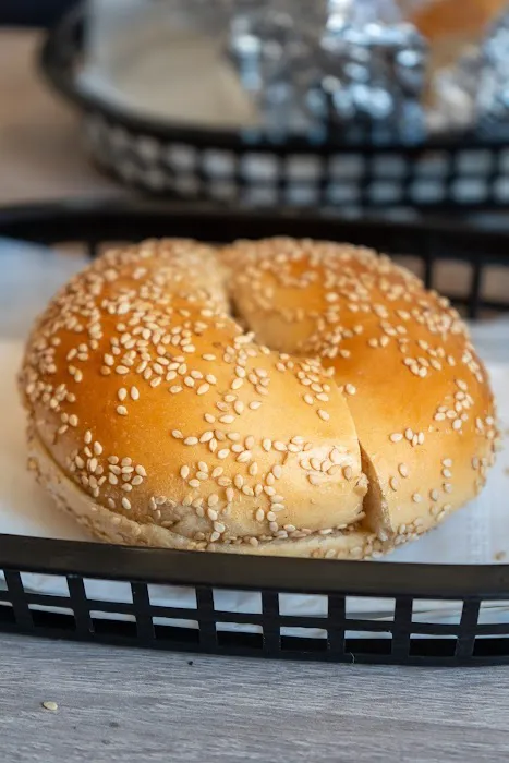 BAGEL & CREAM Picture 5