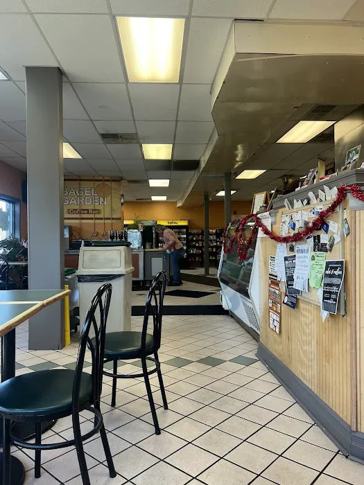 Bagel Garden Picture 9