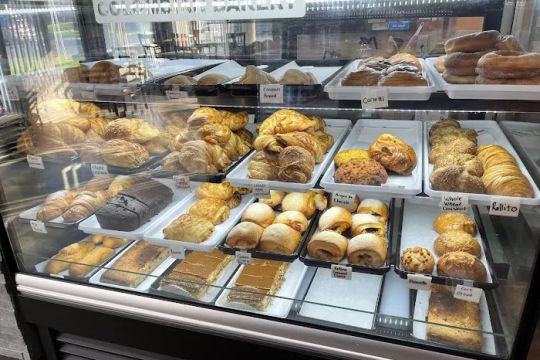 Bread Cafu00e9 Bakery