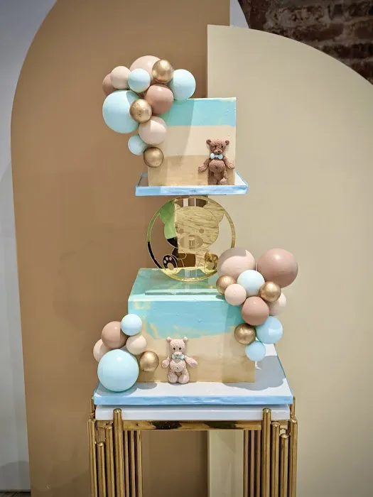 Wendy's Cake Art Picture 7