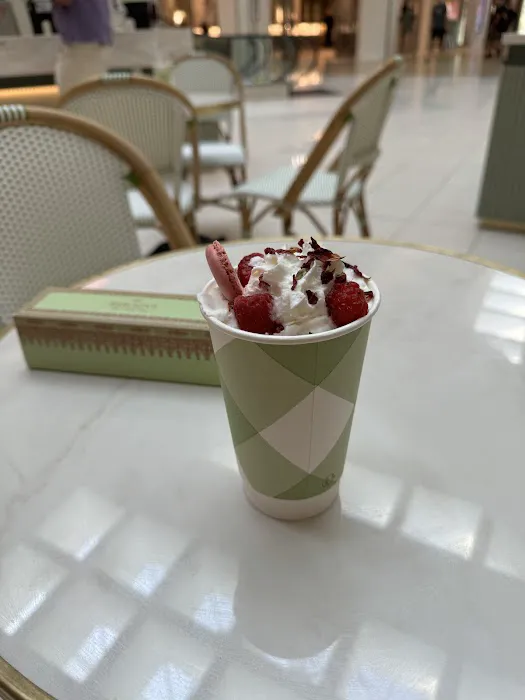 Ladurée Picture 10
