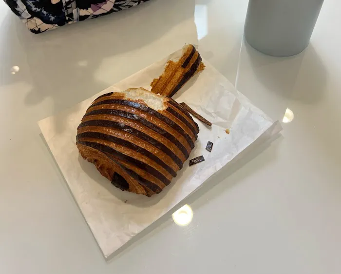 Liv Breads Artisan Bakery and Coffee Bar Picture 8