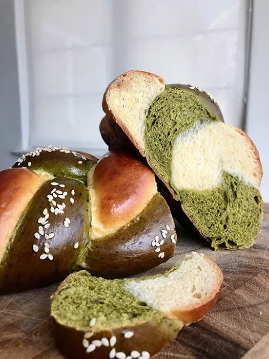 Born & Braid Artisan Bakery Picture 9