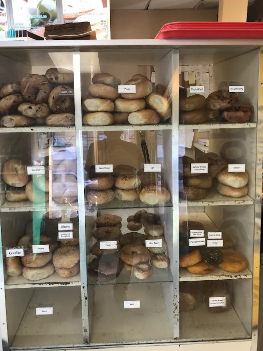 Lemoine Hot Bagels & Deli Picture 6