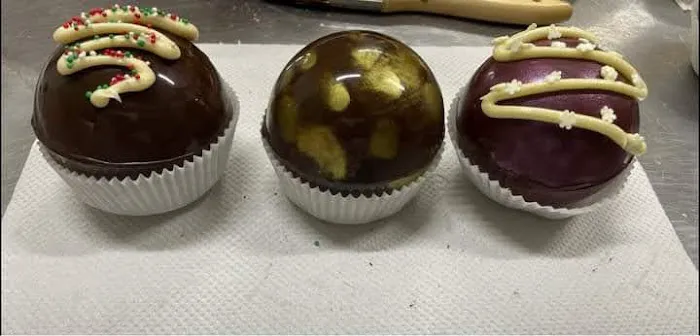 Sara's Bakery Picture 1