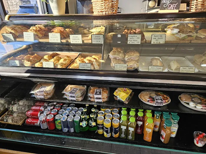 Las Chicas Bakery Picture 7