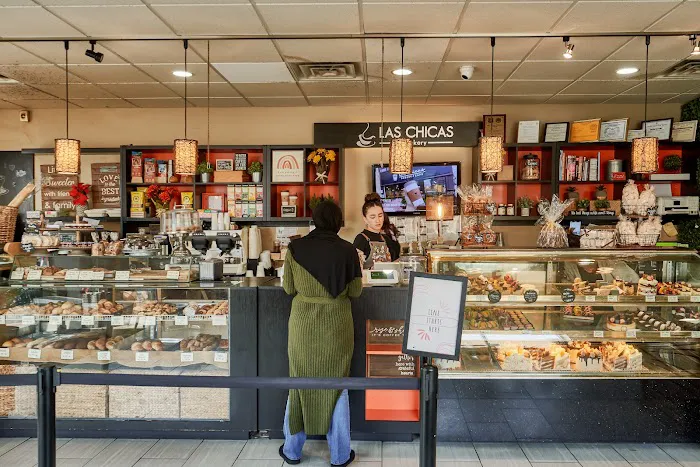 Las Chicas Bakery Picture 4