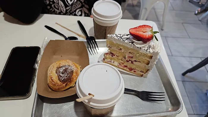 Las Chicas Bakery Picture 5