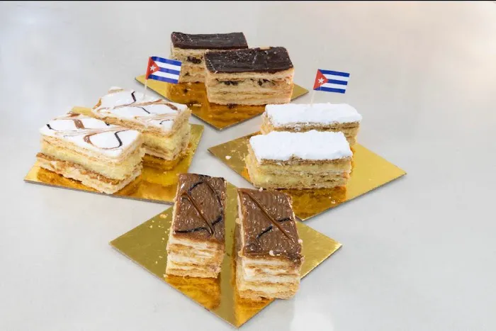 El Fenix Bakery Picture 10