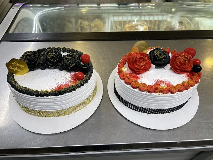 El Fenix Bakery Picture 4