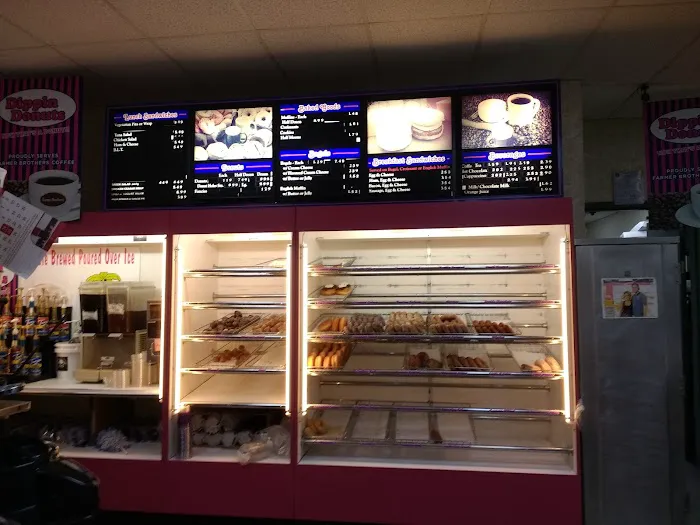 Dippin Donuts Picture 1