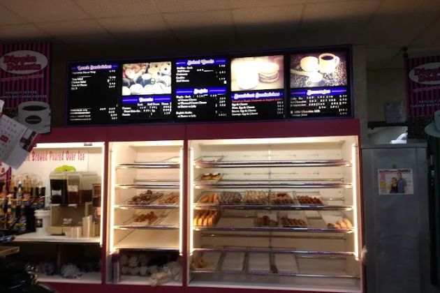 Dippin Donuts